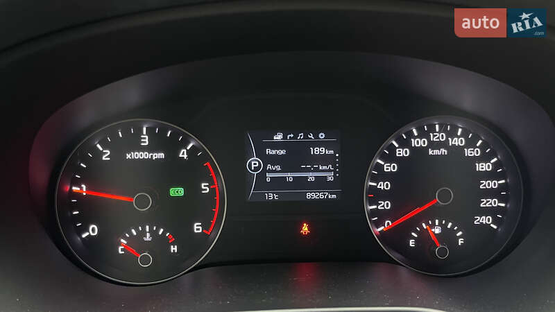 Внедорожник / Кроссовер Kia Sportage 2016 в Шептицькому