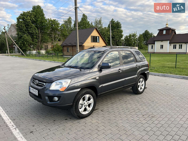 Внедорожник / Кроссовер Kia Sportage 2009 в Бершади