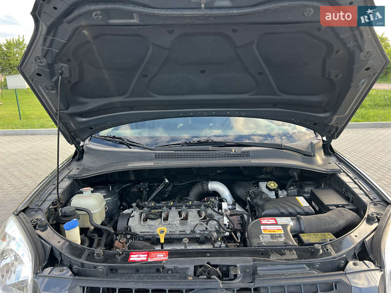 Внедорожник / Кроссовер Kia Sportage 2009 в Бершади