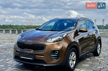Позашляховик / Кросовер Kia Sportage 2017 в 