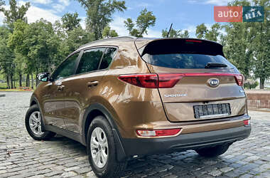 Позашляховик / Кросовер Kia Sportage 2017 в 