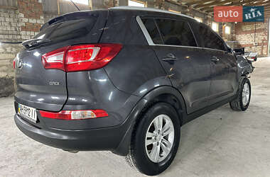 Внедорожник / Кроссовер Kia Sportage 2013 в 