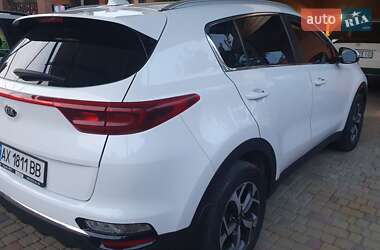 Внедорожник / Кроссовер Kia Sportage 2018 в 