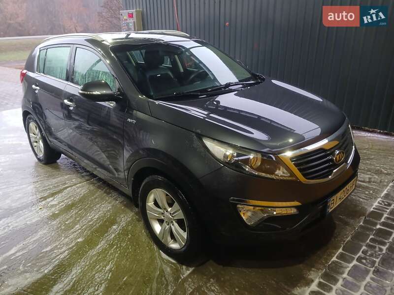 Внедорожник / Кроссовер Kia Sportage 2012 в Диканьке
