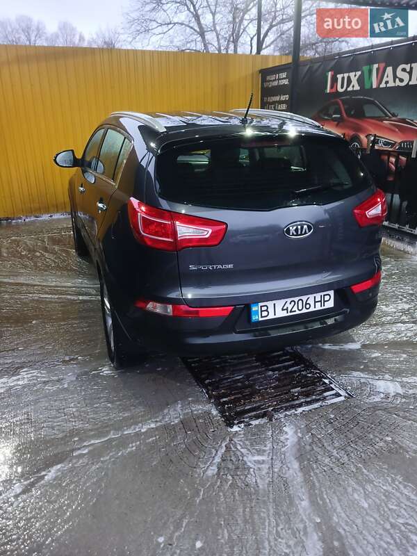 Внедорожник / Кроссовер Kia Sportage 2012 в Диканьке