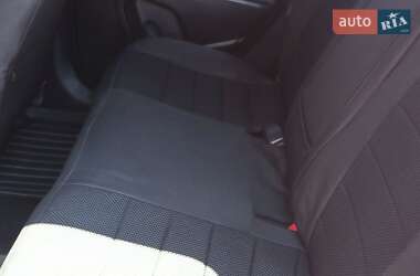 Внедорожник / Кроссовер Kia Sportage 2011 в 