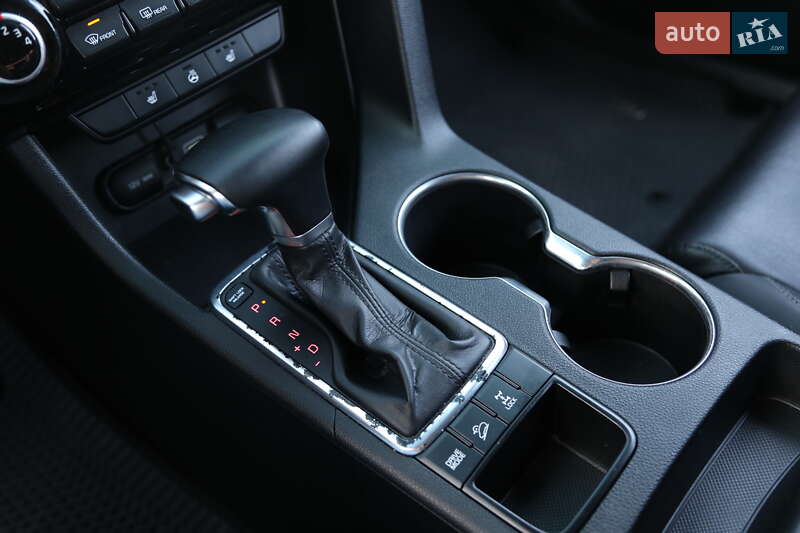 Внедорожник / Кроссовер Kia Sportage 2015 в Киеве