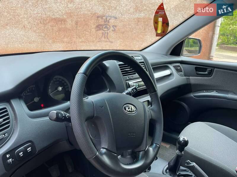 Внедорожник / Кроссовер Kia Sportage 2008 в Кривом Роге