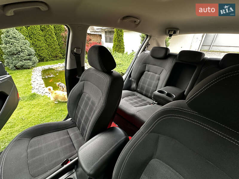 Внедорожник / Кроссовер Kia Sportage 2013 в Запорожье