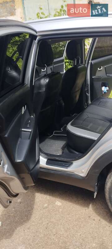 Позашляховик / Кросовер Kia Sportage 2013 в Коростені