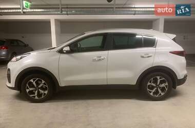 Внедорожник / Кроссовер Kia Sportage 2021 в 