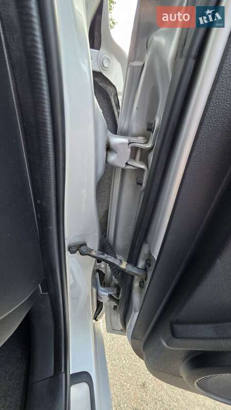 Позашляховик / Кросовер Kia Sportage 2008 в Шостці