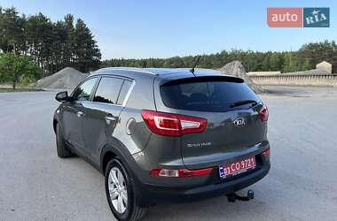 Внедорожник / Кроссовер Kia Sportage 2011 в 