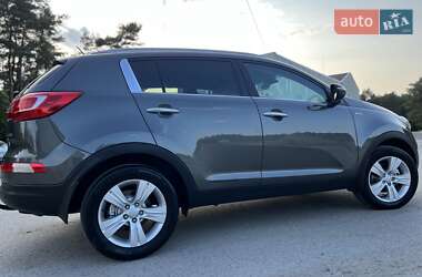 Внедорожник / Кроссовер Kia Sportage 2011 в 