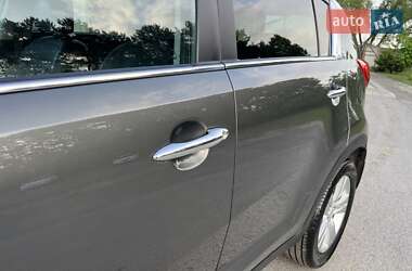 Внедорожник / Кроссовер Kia Sportage 2011 в 