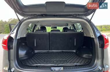 Внедорожник / Кроссовер Kia Sportage 2011 в 