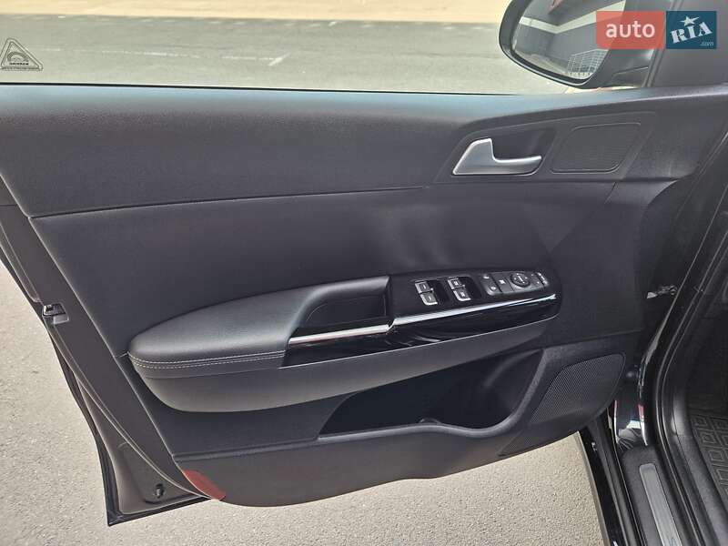 Внедорожник / Кроссовер Kia Sportage 2021 в Киеве