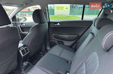 Внедорожник / Кроссовер Kia Sportage 2020 в 