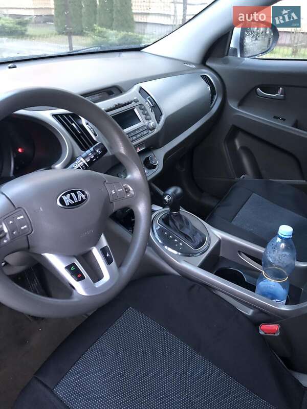 Позашляховик / Кросовер Kia Sportage 2013 в Львові