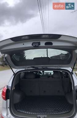 Внедорожник / Кроссовер Kia Sportage 2013 в Львове