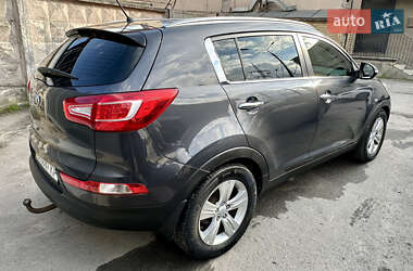 Позашляховик / Кросовер Kia Sportage 2012 в 