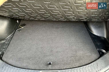 Позашляховик / Кросовер Kia Sportage 2012 в 