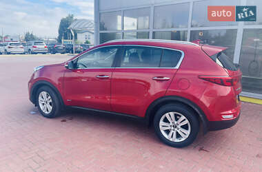 Внедорожник / Кроссовер Kia Sportage 2016 в 