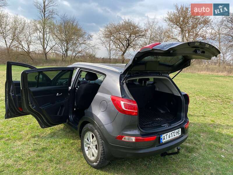 Внедорожник / Кроссовер Kia Sportage 2012 в Гвоздеце