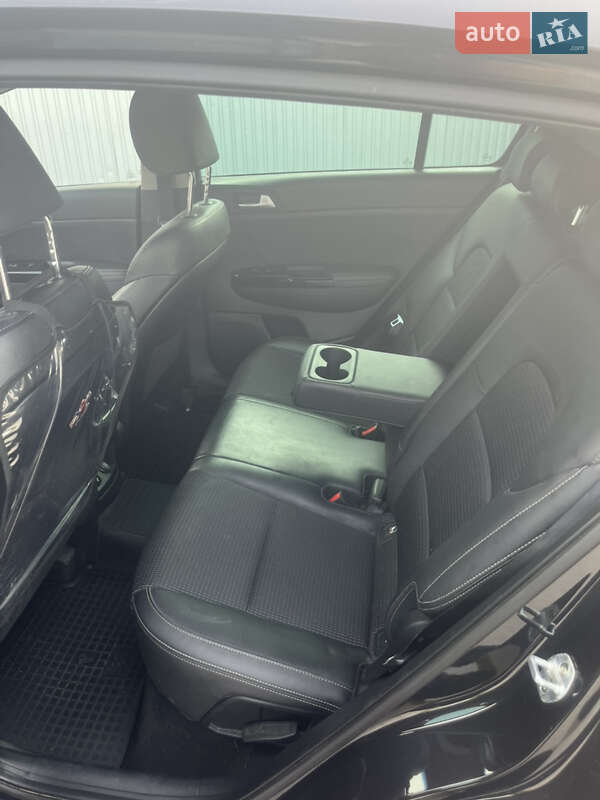 Внедорожник / Кроссовер Kia Sportage 2019 в Житомире