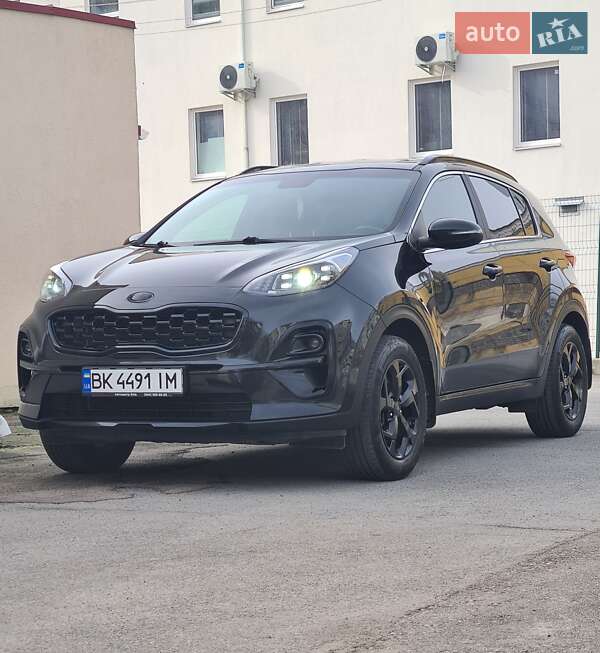 Позашляховик / Кросовер Kia Sportage 2021 в Рівному
