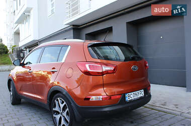 Внедорожник / Кроссовер Kia Sportage 2011 в 