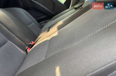 Позашляховик / Кросовер Kia Sportage 2008 в 