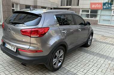 Внедорожник / Кроссовер Kia Sportage 2014 в 