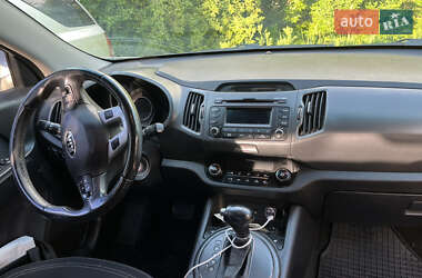 Внедорожник / Кроссовер Kia Sportage 2013 в 