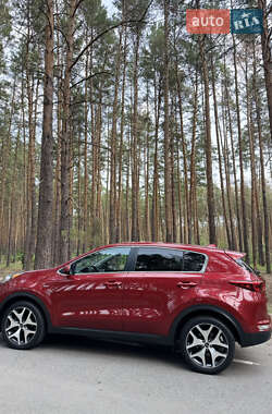 Позашляховик / Кросовер Kia Sportage 2018 в 