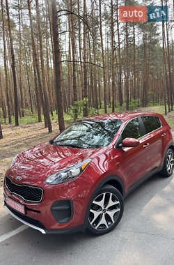 Позашляховик / Кросовер Kia Sportage 2018 в 