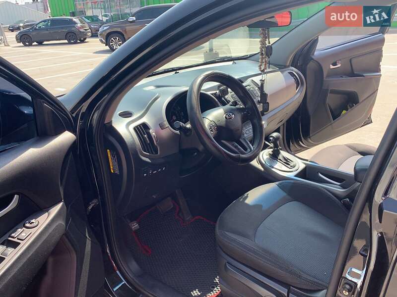 Внедорожник / Кроссовер Kia Sportage 2014 в Киеве