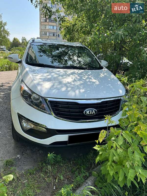 Внедорожник / Кроссовер Kia Sportage 2015 в Полтаве фото 2 Внедорожник / Кроссовер Kia Sportage 2015 в Полтаве