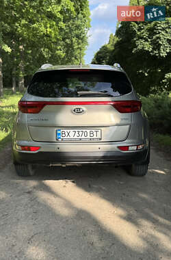 Внедорожник / Кроссовер Kia Sportage 2016 в 