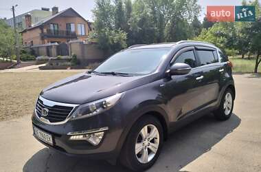 Позашляховик / Кросовер Kia Sportage 2010 в Миколаєві