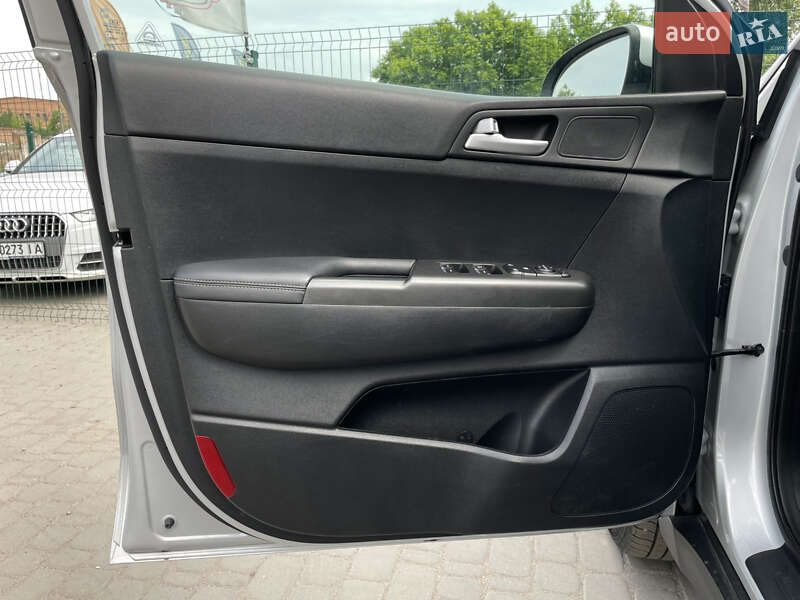Позашляховик / Кросовер Kia Sportage 2018 в Бердичеві