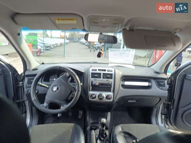 Позашляховик / Кросовер Kia Sportage 2006 в Хмельницькому