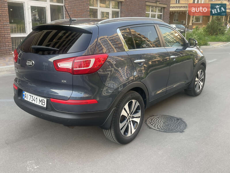 Внедорожник / Кроссовер Kia Sportage 2013 в Киеве