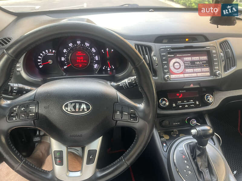Внедорожник / Кроссовер Kia Sportage 2013 в Киеве
