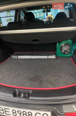 Внедорожник / Кроссовер Kia Sportage 2012 в 