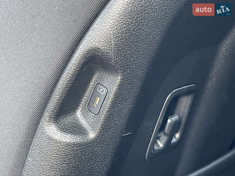 Позашляховик / Кросовер Kia Sportage 2022 в Мукачевому