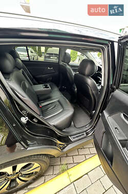 Внедорожник / Кроссовер Kia Sportage 2013 в 
