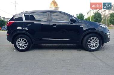 Внедорожник / Кроссовер Kia Sportage 2011 в Ивано-Франковске