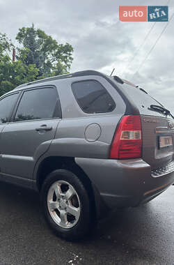 Внедорожник / Кроссовер Kia Sportage 2008 в 