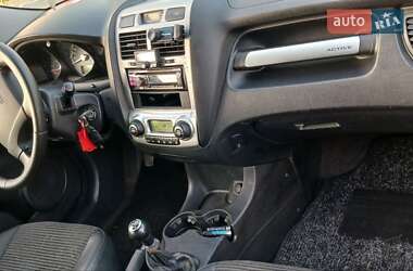Внедорожник / Кроссовер Kia Sportage 2007 в 